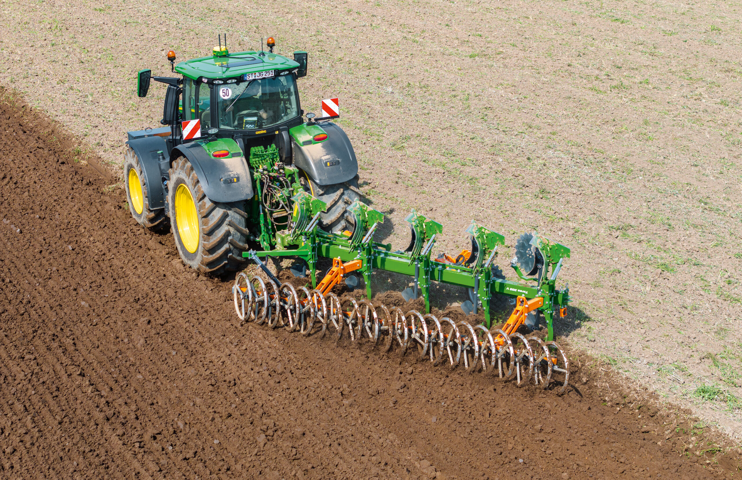 Amazone Teres 300V ploeg met VSS Agro Ploegrendrukker